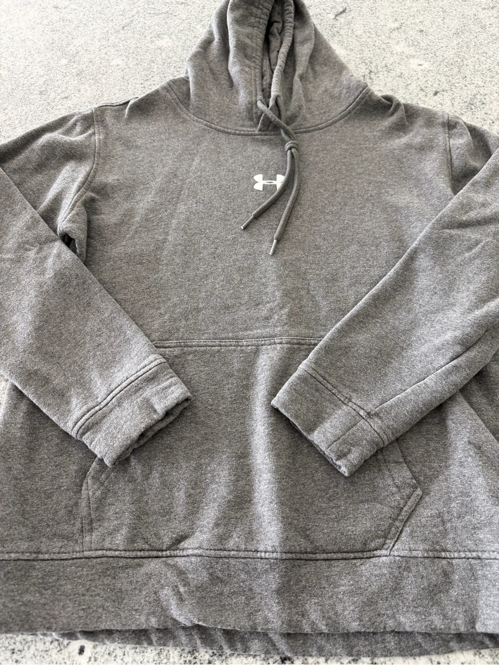 Under Armour Women’s Gray Pullover Hoodie